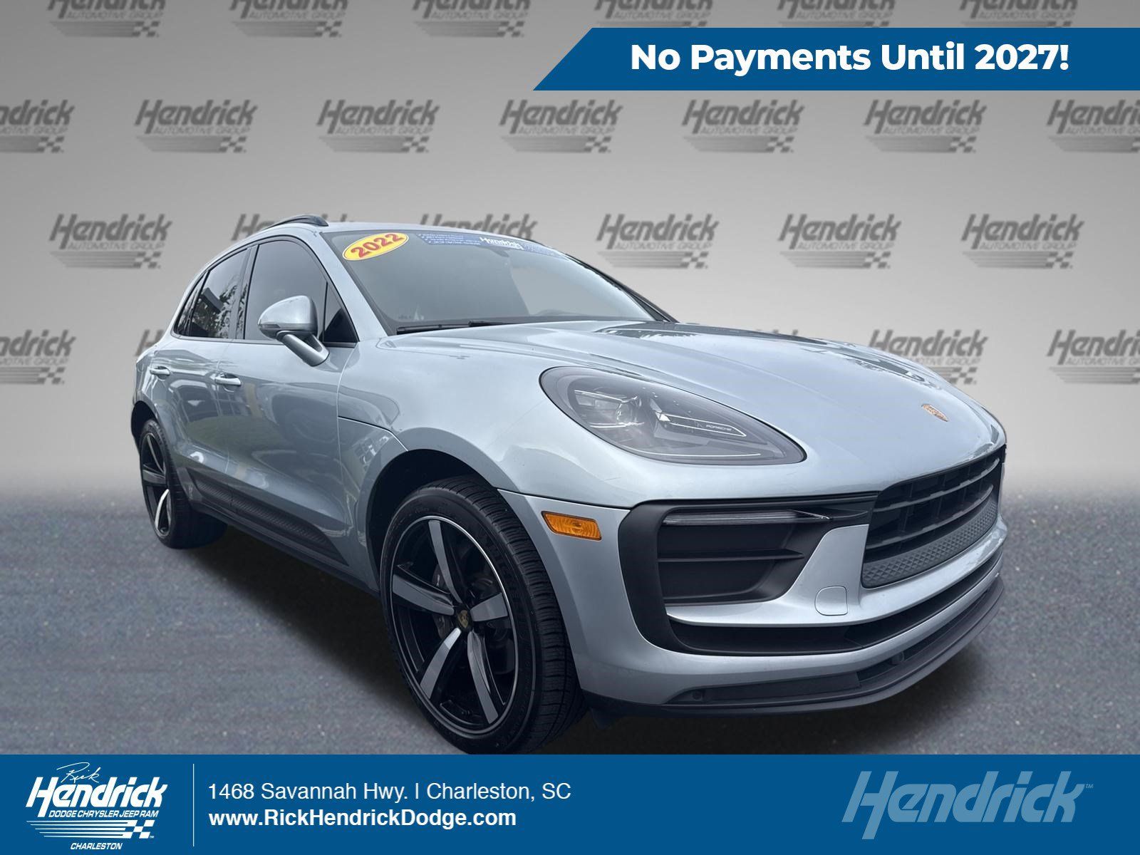 Used 2022 Porsche Macan AWD/4WD image 1