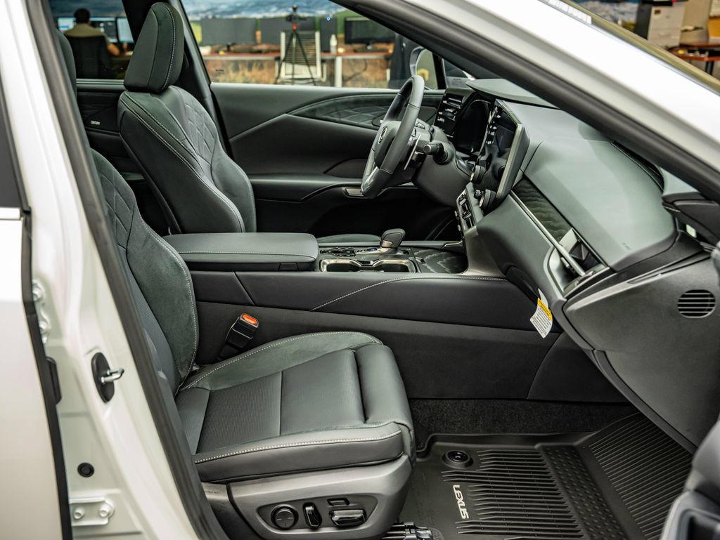 New 2026 Lexus RX 350 AWD w/ Convenience Package image 45