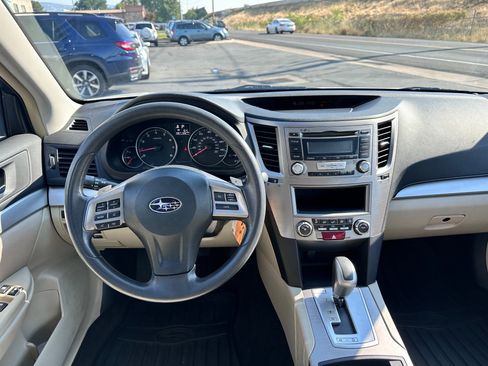 Used 2013 Subaru Outback 2.5i AWD/4WD image 7