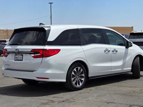 Used 2024 Honda Odyssey EX-L image 4