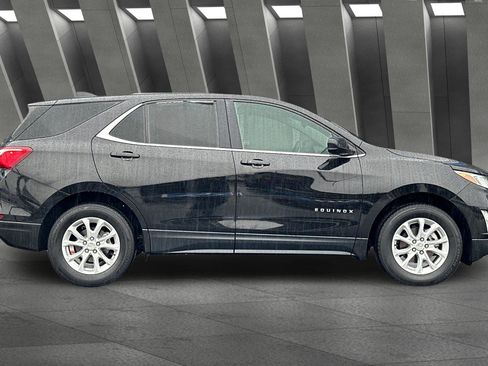 Used 2020 Chevrolet Equinox LT w/ LPO, Floor Liner Package image 3