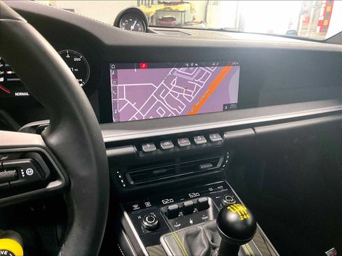 Used 2020 Porsche 911 Carrera S image 19