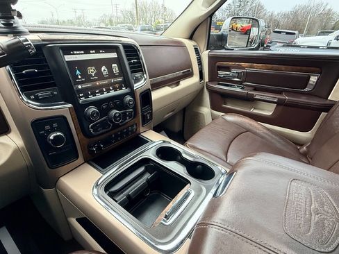 Used 2018 RAM 3500 Laramie Longhorn image 31