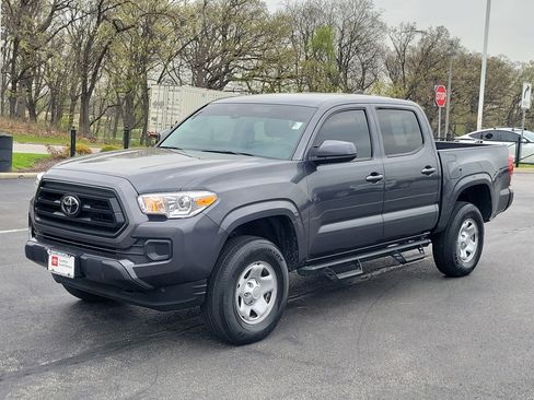 Certified 2023 Toyota Tacoma SR image 3