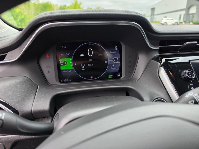 Used 2023 Chevrolet Bolt EUV LT FWD image 23