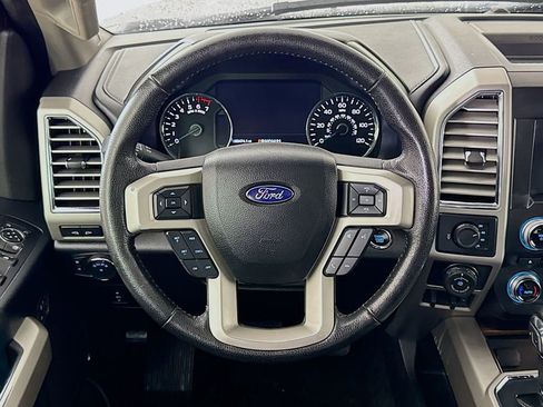 Used 2016 Ford F150 Lariat w/ Equipment Group 502A Luxury image 12