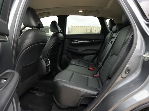 Certified 2025 INFINITI QX50 Luxe w/ Cargo Package AWD/4WD image 18