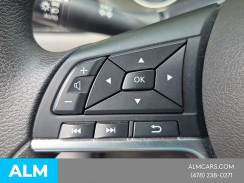 Used 2024 Nissan Sentra SV FWD image 25
