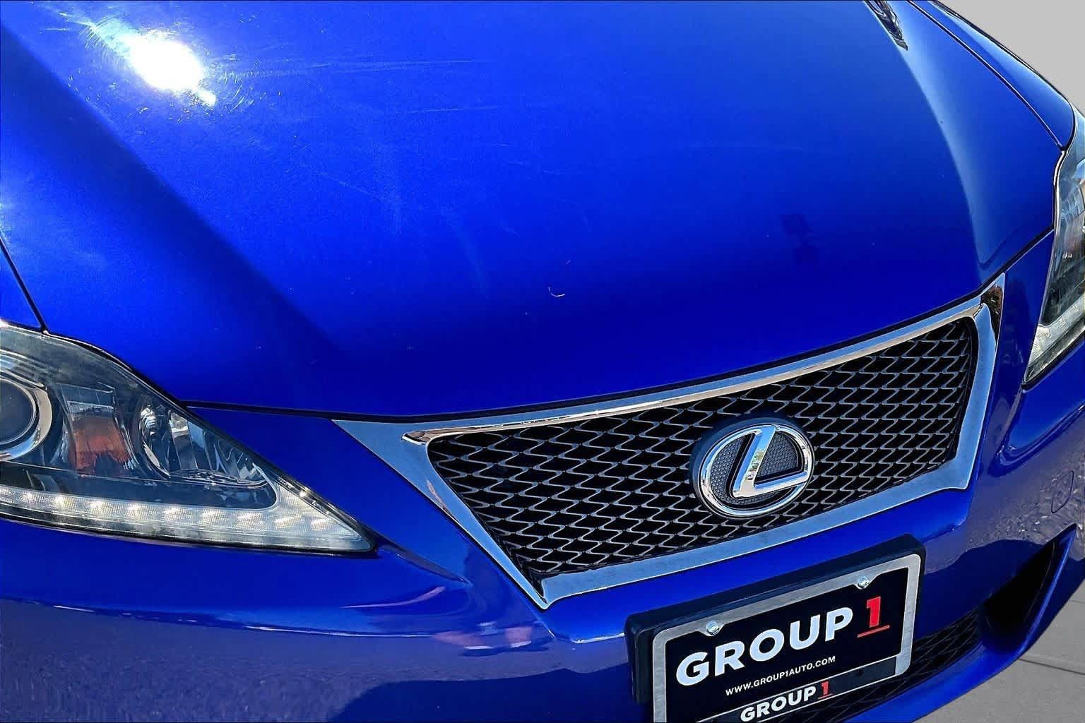 Used 2013 Lexus IS 250 w/ F-Sport Pkg w/Summer Tires RWD image 29