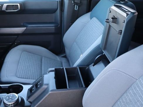 Used 2022 Ford Bronco Outer Banks image 40
