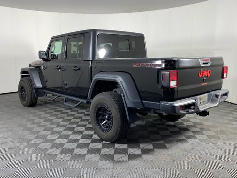 Used 2020 Jeep Gladiator Sport w/ Quick Order Package 24S AWD/4WD image 4