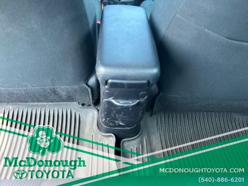 Used 2016 Toyota Prius C Three FWD image 8