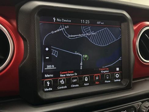 Used 2021 Jeep Wrangler Unlimited Rubicon image 30