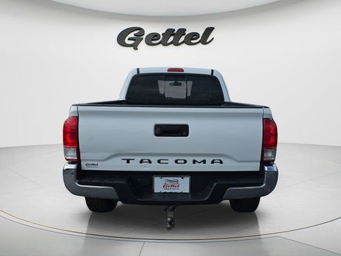 Used 2016 Toyota Tacoma SR5 image 12