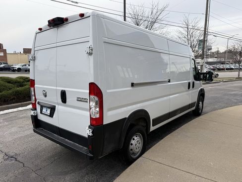 Used 2023 RAM ProMaster 2500 image 11