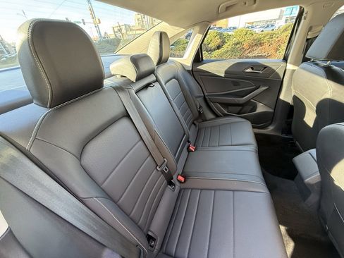 Used 2024 Volkswagen Jetta SE image 29