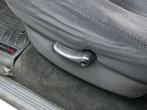 Used 2005 Dodge Ram 3500 Truck SLT image 13