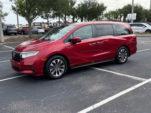 Certified 2023 Honda Odyssey EX-L image 7