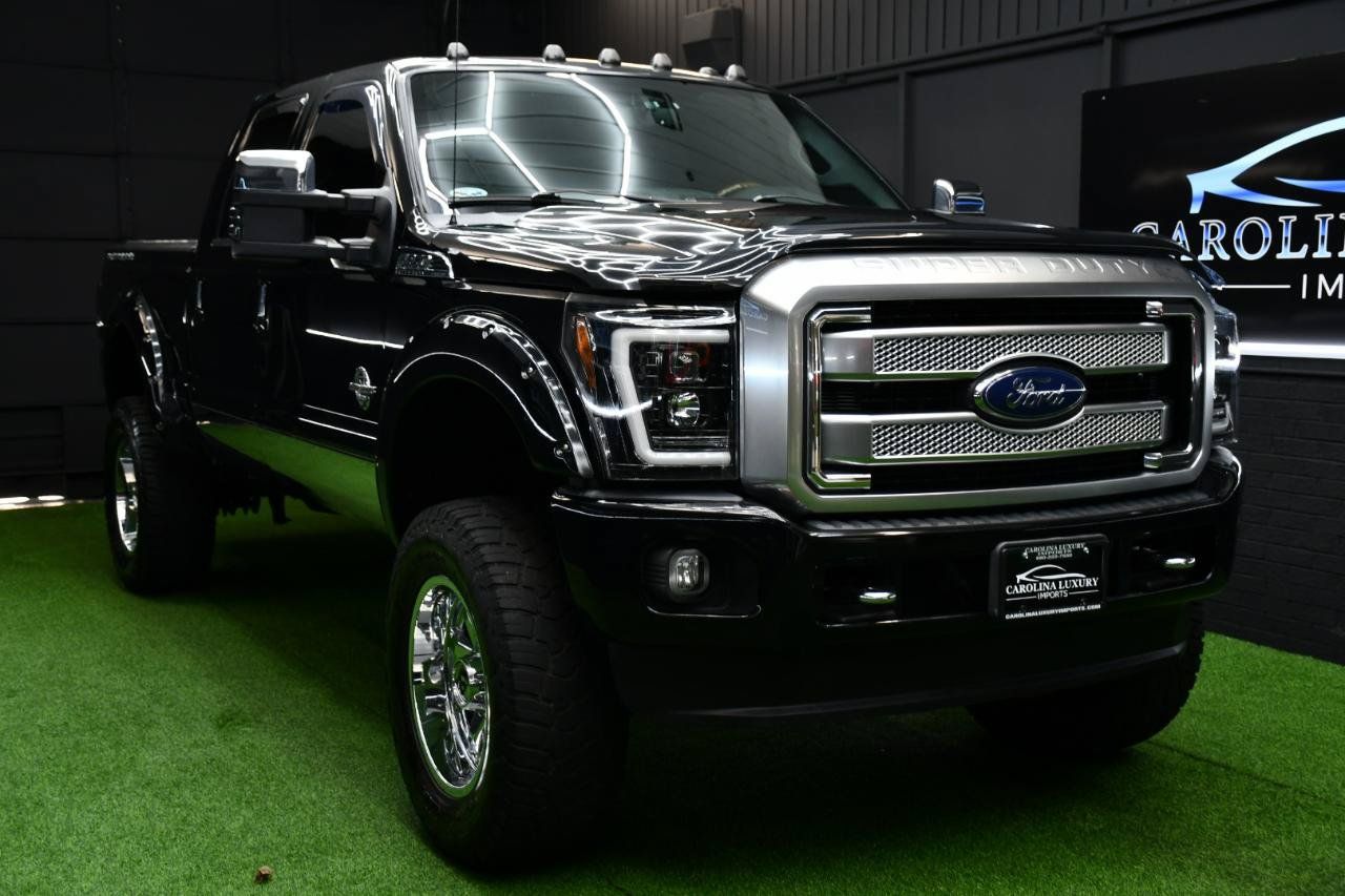 Used 2016 Ford F350 Platinum w/ FX4 Off-Road Package AWD/4WD image 5