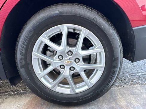 Used 2024 Chevrolet Equinox LT w/ LPO, Floor Liner Package FWD image 25