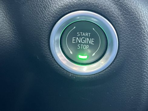 Used 2024 Chevrolet Silverado 1500 Custom image 22