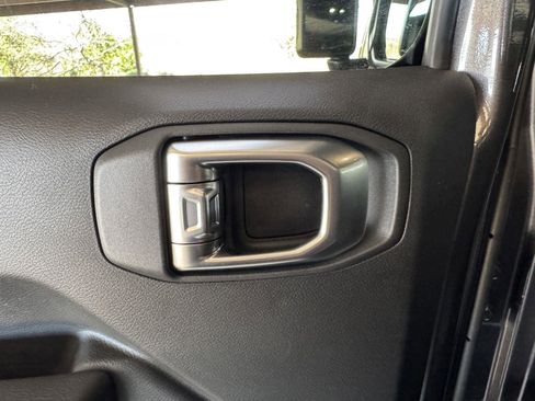 New 2026 Jeep Gladiator Sport AWD/4WD image 26