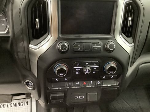 Used 2019 Chevrolet Silverado 1500 LT w/ All-Star Edition image 17