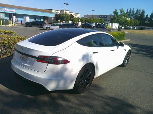Used 2021 Tesla Model S Long Range AWD/4WD image 4