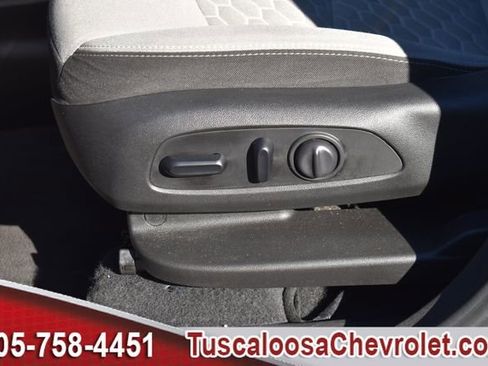 Used 2020 Chevrolet Equinox LS w/ LS Convenience Package image 19