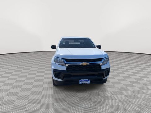 Used 2021 Chevrolet Colorado W/T w/ WT Convenience Package AWD/4WD image 2