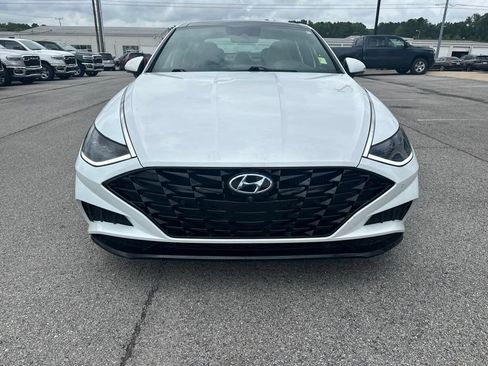 Used 2021 Hyundai Sonata Limited FWD image 2