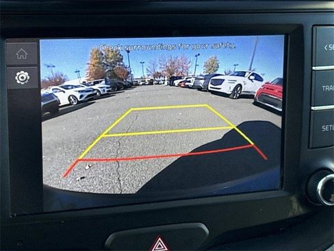 Certified 2023 Kia Soul LX w/ LX Technology Package image 20