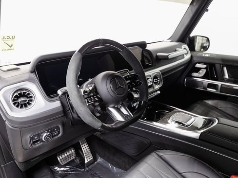 Used 2025 Mercedes-Benz G 63 AMG 4MATIC image 9