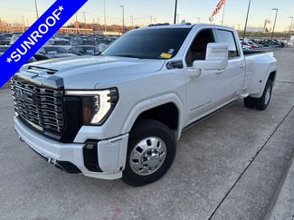 Used 2025 GMC Sierra 3500 Denali Ultimate video 1