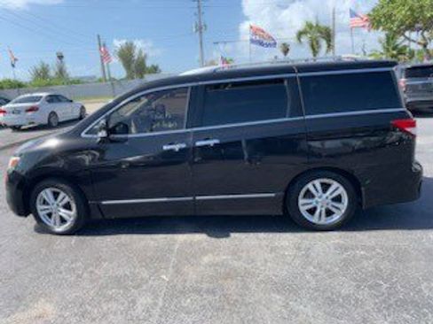 Used 2012 Nissan Quest LE w/ Value Cargo Pkg image 4