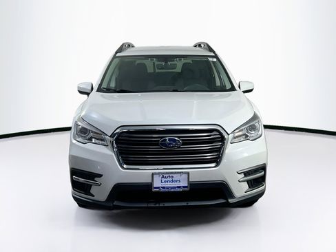 Used 2022 Subaru Ascent Premium w/ Convenience Package image 2
