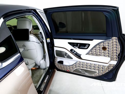 Used 2023 Mercedes-Benz Maybach S 680 4MATIC w/ Manufaktur Leather Package image 26