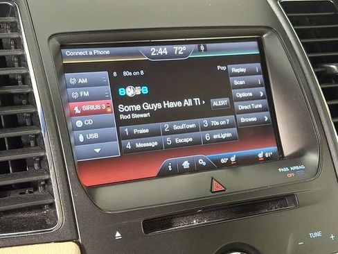Used 2015 Ford Taurus SEL w/ Equipment Group 201A FWD image 18