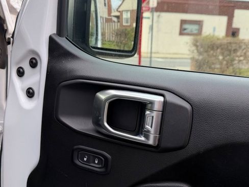 Used 2024 Jeep Wrangler Sport S image 20