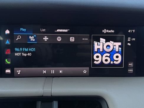 Used 2022 Porsche Taycan image 53