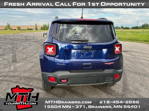 Used 2020 Jeep Renegade Trailhawk w/ Cold Weather Group AWD/4WD image 7