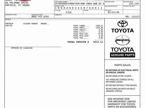 Used 2014 Nissan Frontier SV image 11