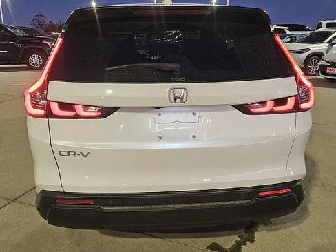Used 2024 Honda CR-V EX-L image 6