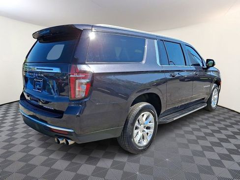 Used 2024 Chevrolet Suburban Premier AWD/4WD image 6