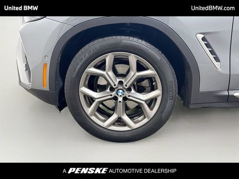 Used 2023 BMW X3 sDrive30i w/ Premium Package w/ZPA RWD image 2