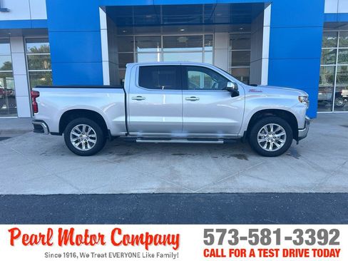 Certified 2022 Chevrolet Silverado 1500 LTZ image 3