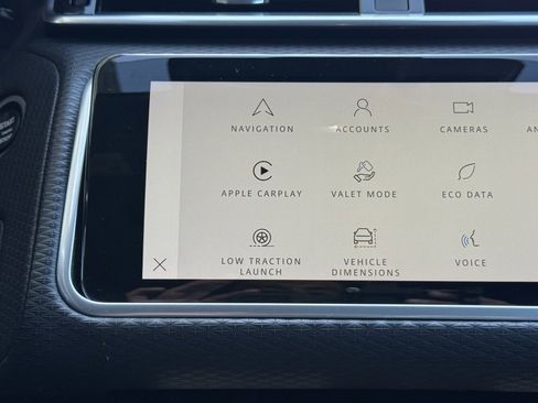 Used 2021 Land Rover Range Rover Velar R-Dynamic S image 26