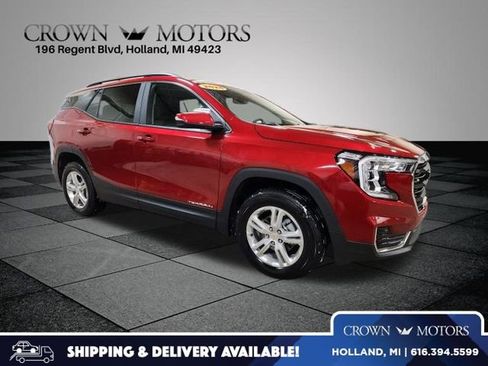 Certified 2024 GMC Terrain SLE w/ Driver Convenience Package image 1