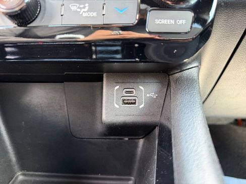 Used 2023 Jeep Compass Trailhawk AWD/4WD image 27