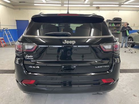 Used 2022 Jeep Compass Limited w/ Elite Group image 8